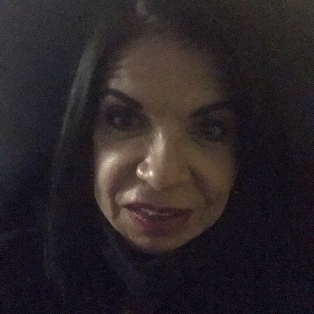 Meet your Posher, Christie